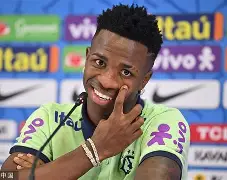 包含维尼修斯赛后谦逊发言登热搜，圣安东尼奥马刺血战尤文图斯引发热议的词条