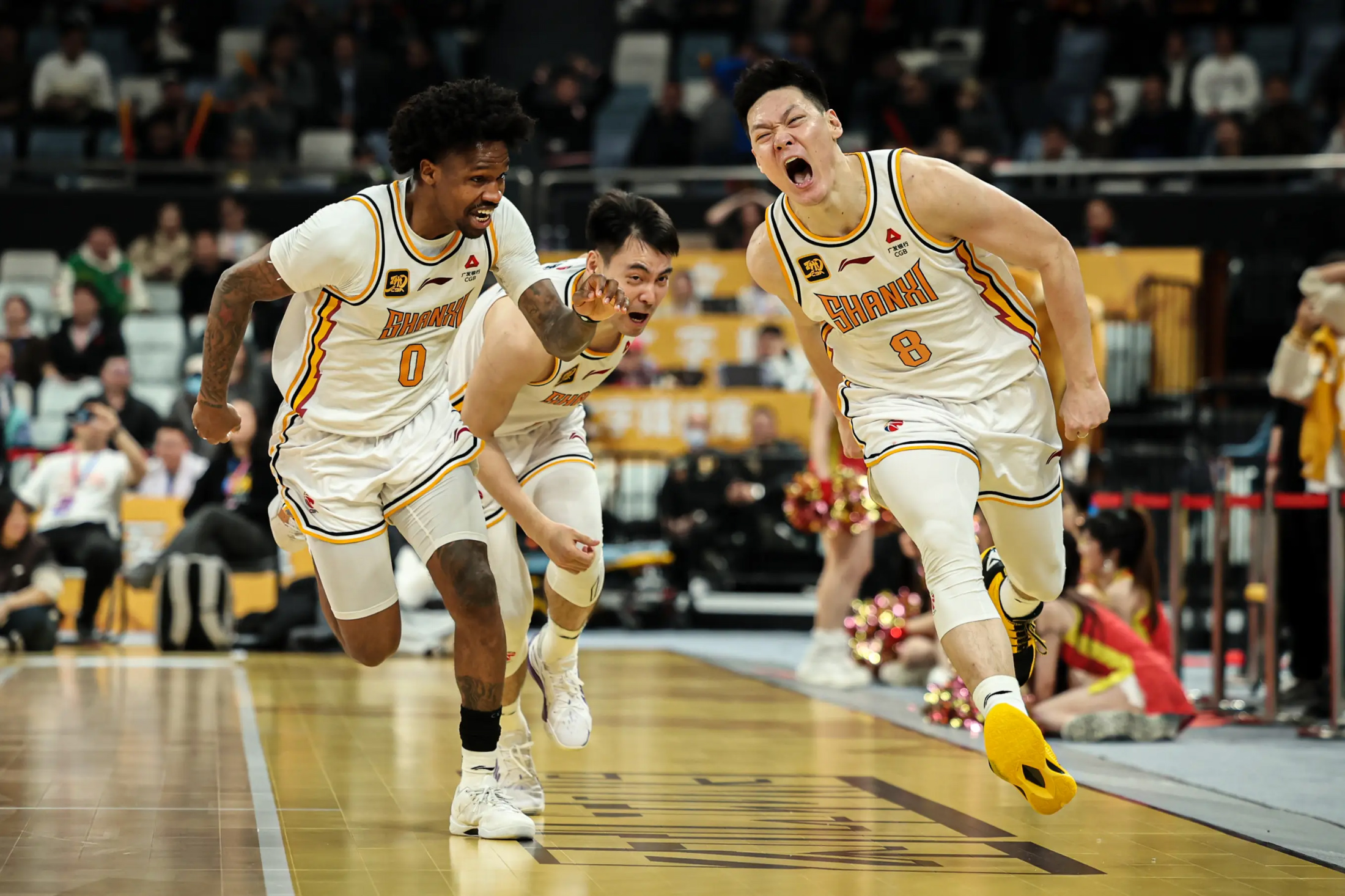  广州队士气爆棚，夏季联赛半决赛遇上明尼苏达森林狼，目标明确直指晋级